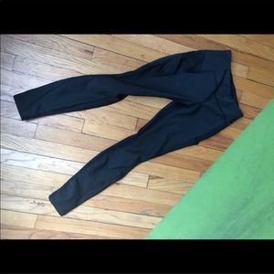 Lululemon fleece leggings size 4